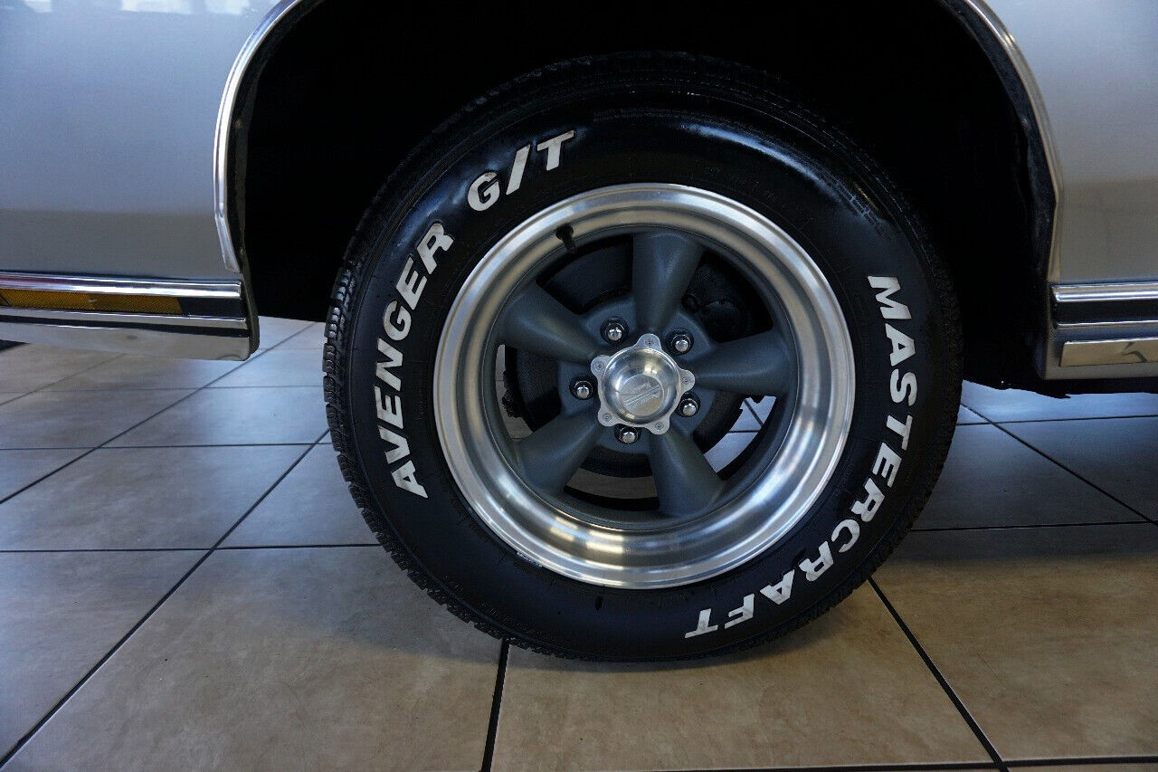 Chevrolet-Monte-Carlo-1970-Classic-Car-34