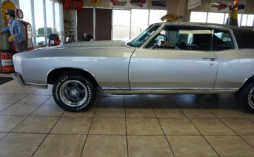 Chevrolet-Monte-Carlo-1970-Classic-Car-37