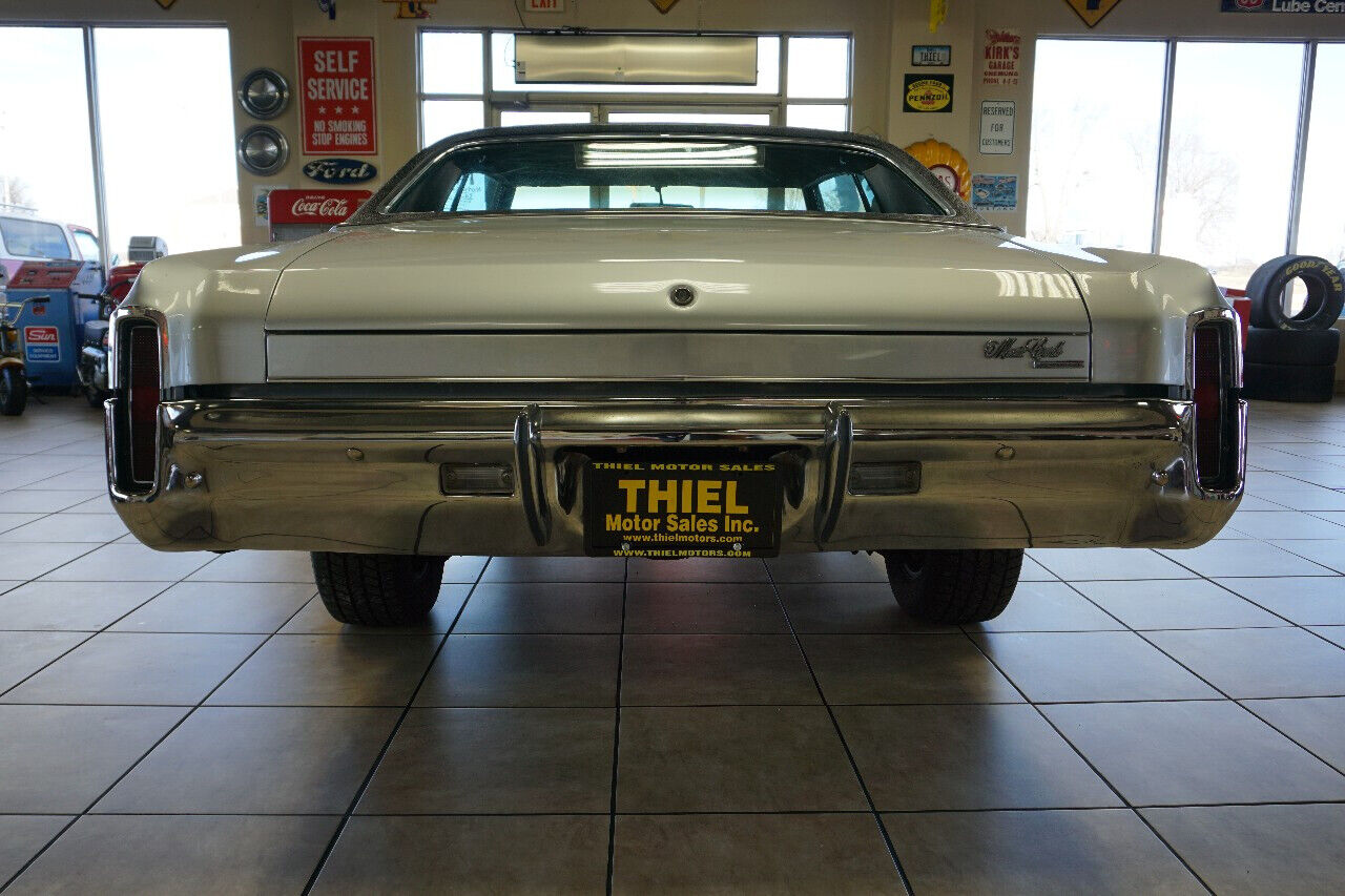 Chevrolet-Monte-Carlo-1970-Classic-Car-6