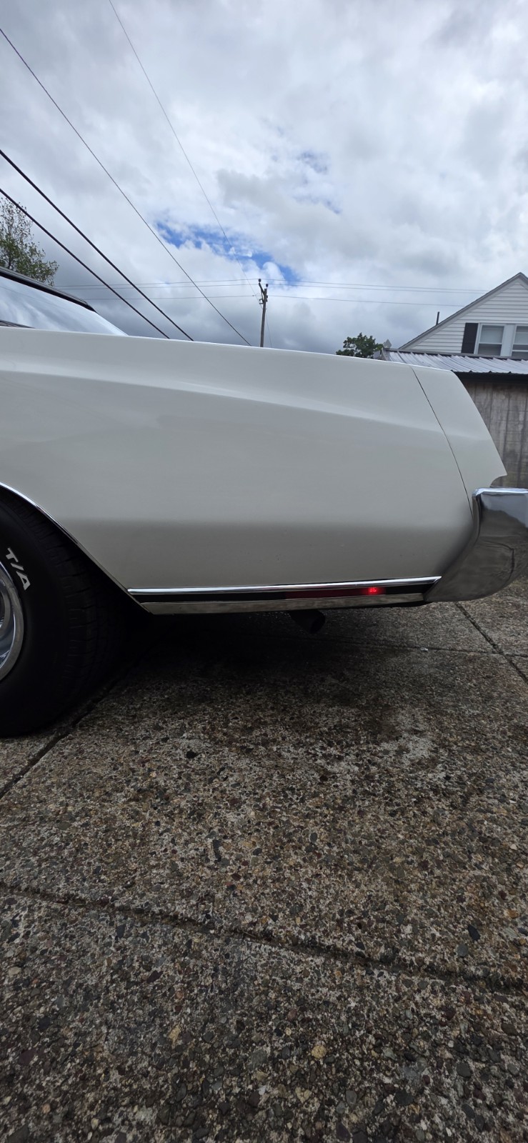 Chevrolet-Monte-Carlo-1973-Coupe-2