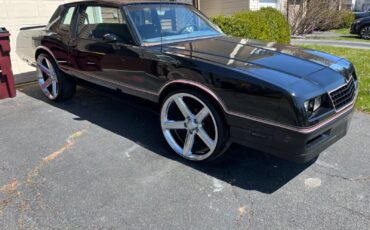 Chevrolet-Monte-Carlo-1984-Coupe-1