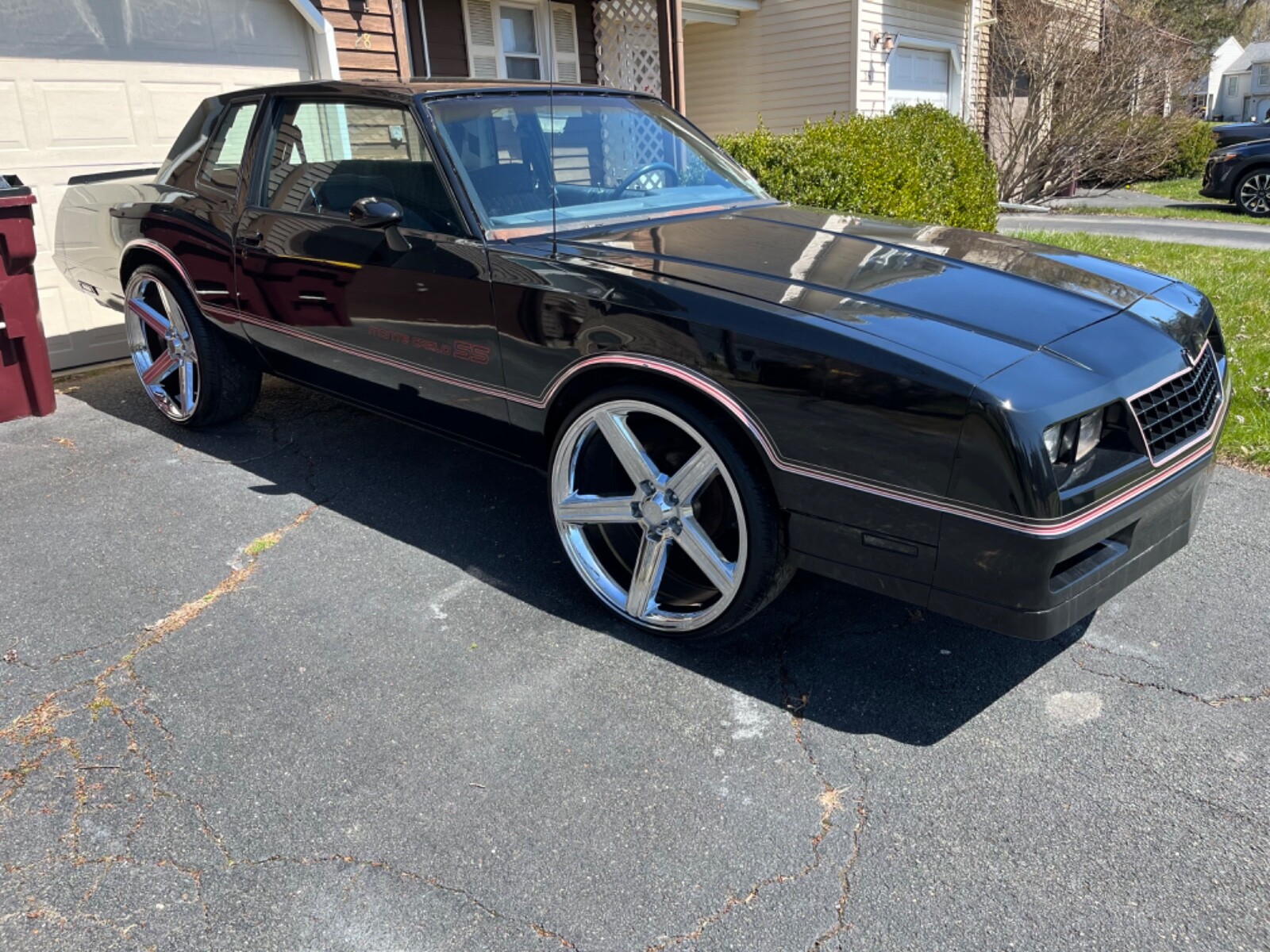 Chevrolet-Monte-Carlo-1984-Coupe-1