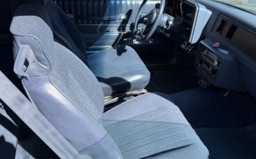 Chevrolet-Monte-Carlo-1984-Coupe-15