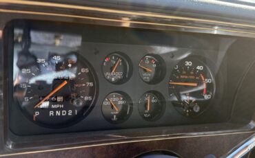 Chevrolet-Monte-Carlo-1984-Coupe-18