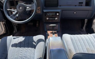 Chevrolet-Monte-Carlo-1984-Coupe-6