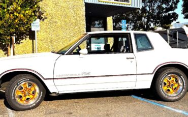 Chevrolet-Monte-Carlo-1985-1