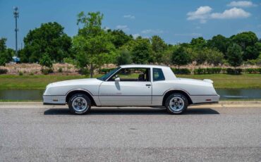Chevrolet-Monte-Carlo-1985-2-Door-1