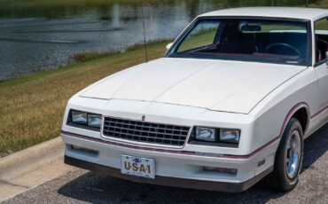 Chevrolet-Monte-Carlo-1985-2-Door-29