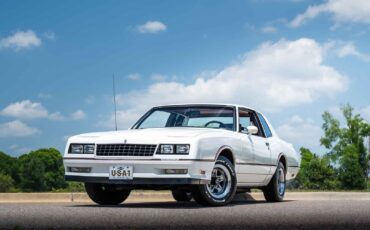 Chevrolet-Monte-Carlo-1985-2-Door-36