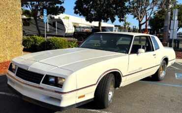 Chevrolet-Monte-Carlo-1985-4
