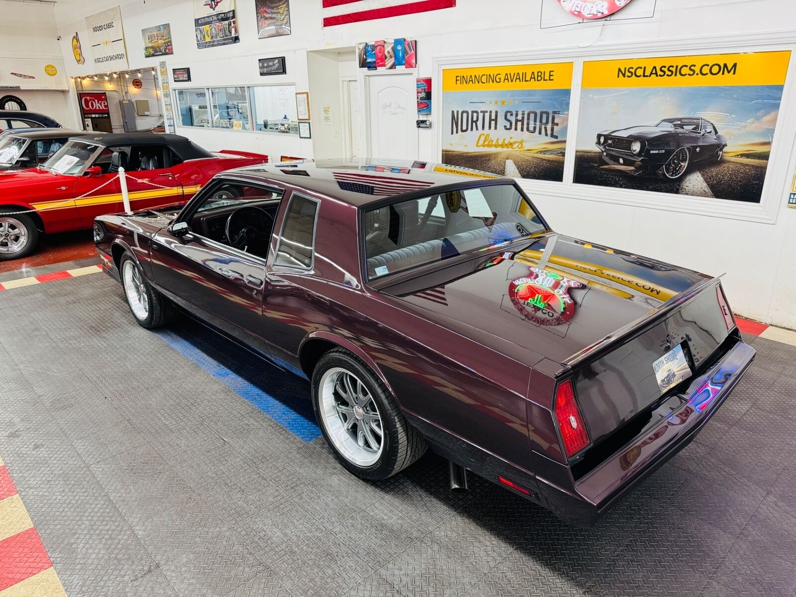 Chevrolet-Monte-Carlo-1985-Coupe-2
