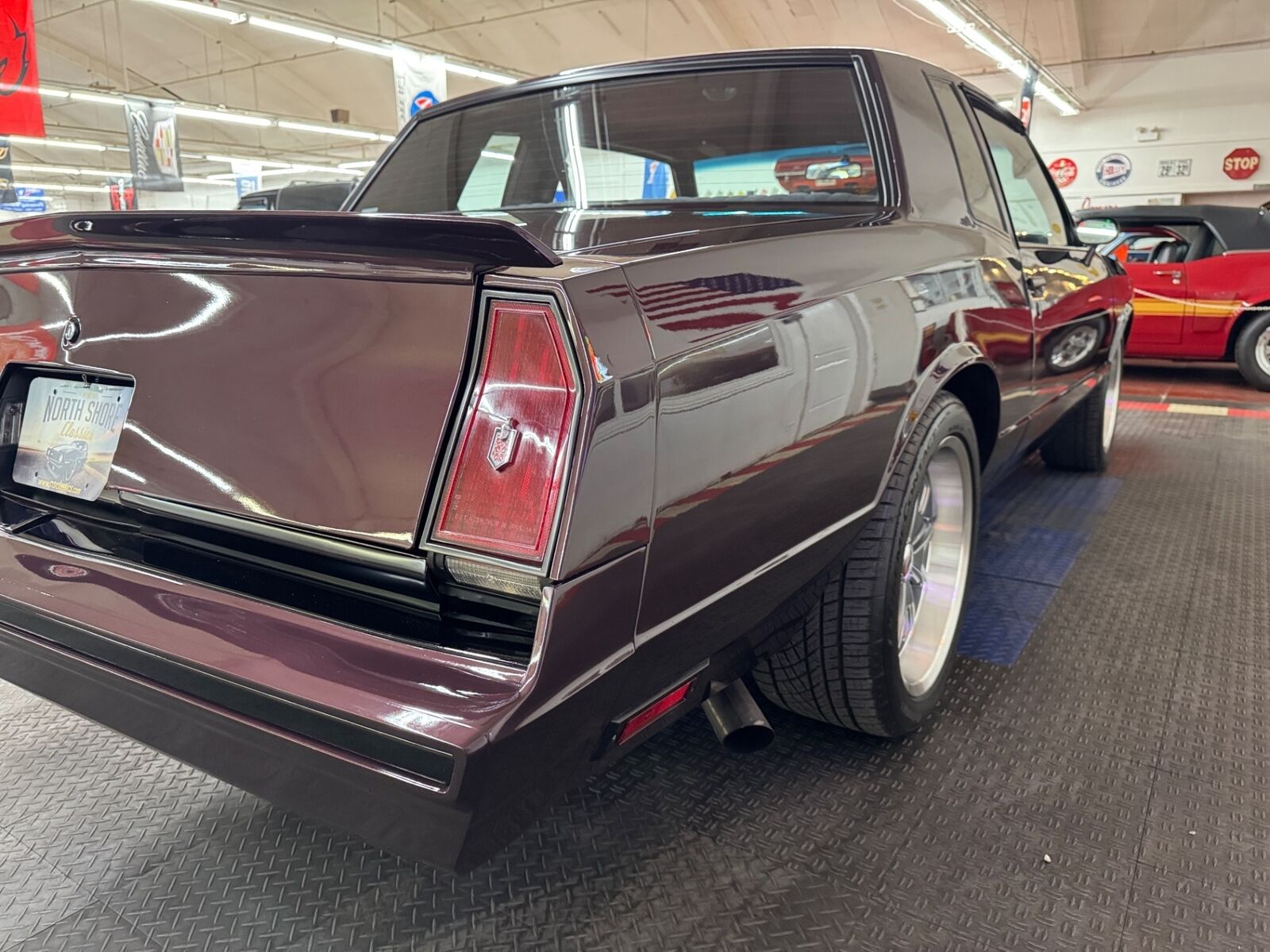 Chevrolet-Monte-Carlo-1985-Coupe-31