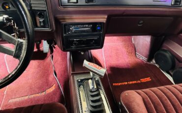 Chevrolet-Monte-Carlo-1985-Coupe-34