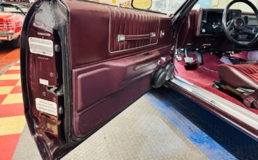 Chevrolet-Monte-Carlo-1985-Coupe-37