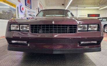 Chevrolet-Monte-Carlo-1985-Coupe-6
