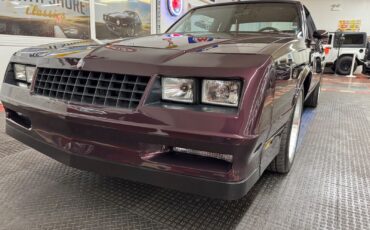 Chevrolet-Monte-Carlo-1985-Coupe-8
