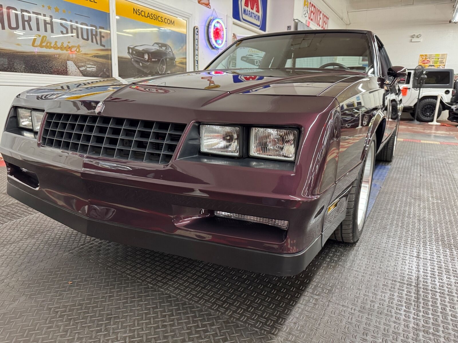 Chevrolet-Monte-Carlo-1985-Coupe-8