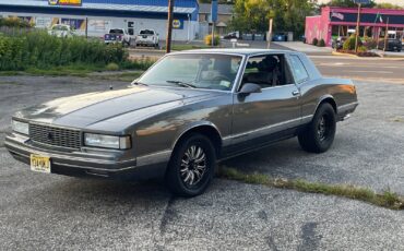 Chevrolet-Monte-Carlo-1987-1