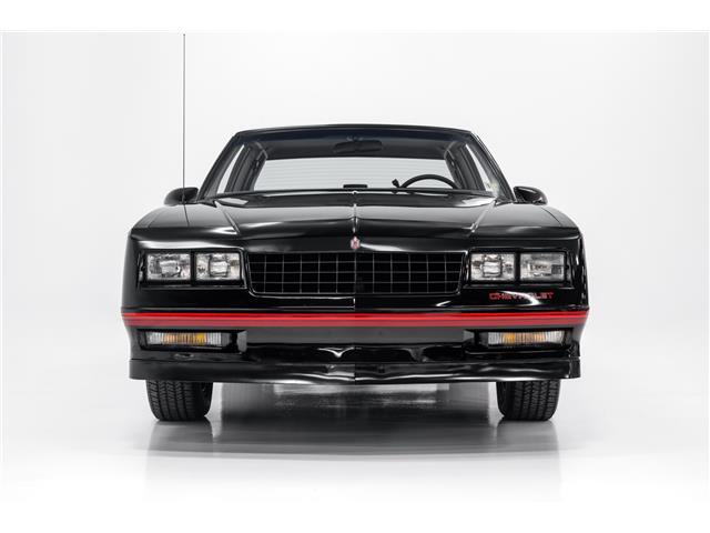 Chevrolet-Monte-Carlo-1987-2dr-Car-2