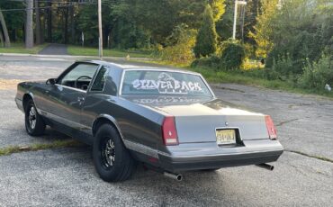 Chevrolet-Monte-Carlo-1987-3