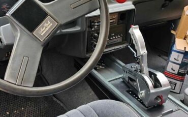 Chevrolet-Monte-Carlo-1987-4