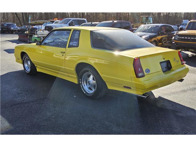 Chevrolet-Monte-Carlo-1987-6