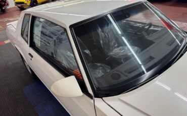 Chevrolet-Monte-Carlo-1988-Coupe-10