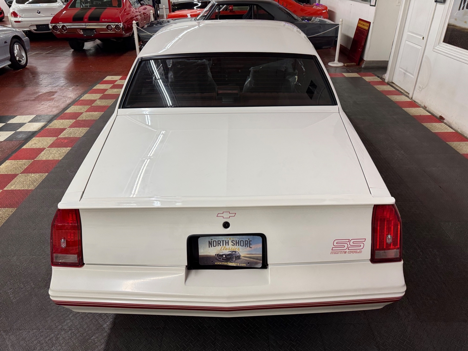 Chevrolet-Monte-Carlo-1988-Coupe-12