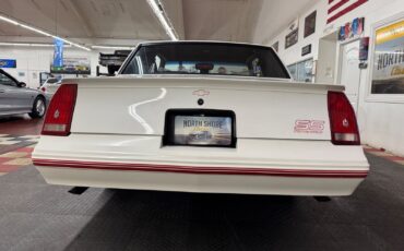 Chevrolet-Monte-Carlo-1988-Coupe-13