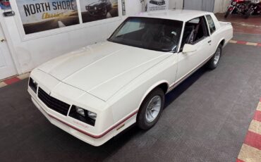 Chevrolet-Monte-Carlo-1988-Coupe-29
