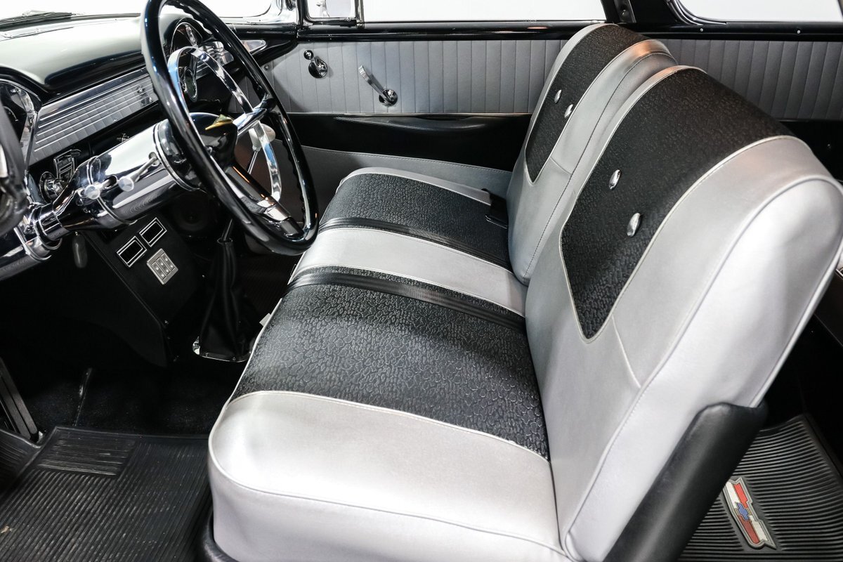 Chevrolet-Nomad-1956-Sedan-14