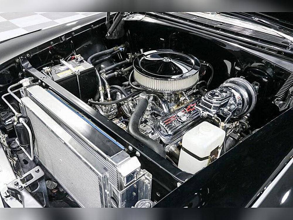Chevrolet-Nomad-1956-black-11