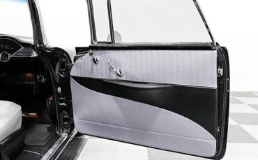 Chevrolet-Nomad-1956-black-16