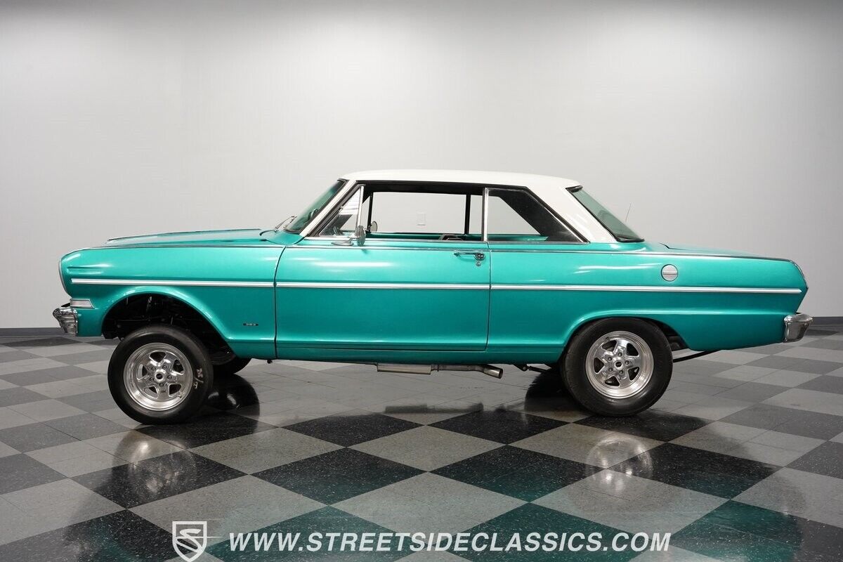 Chevrolet-Nova-1963-Hardtop-2