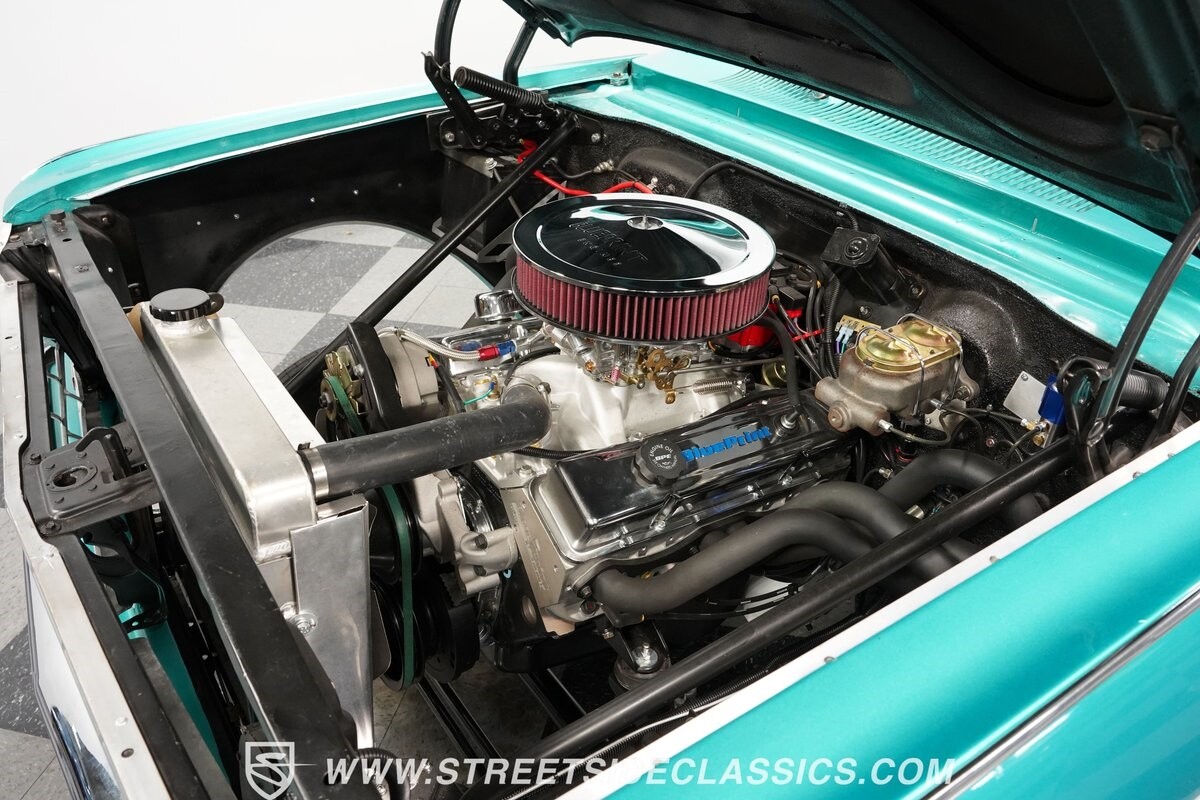 Chevrolet-Nova-1963-Hardtop-32