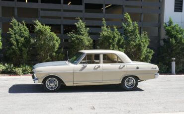 Chevrolet-Nova-1965-Sedan-2