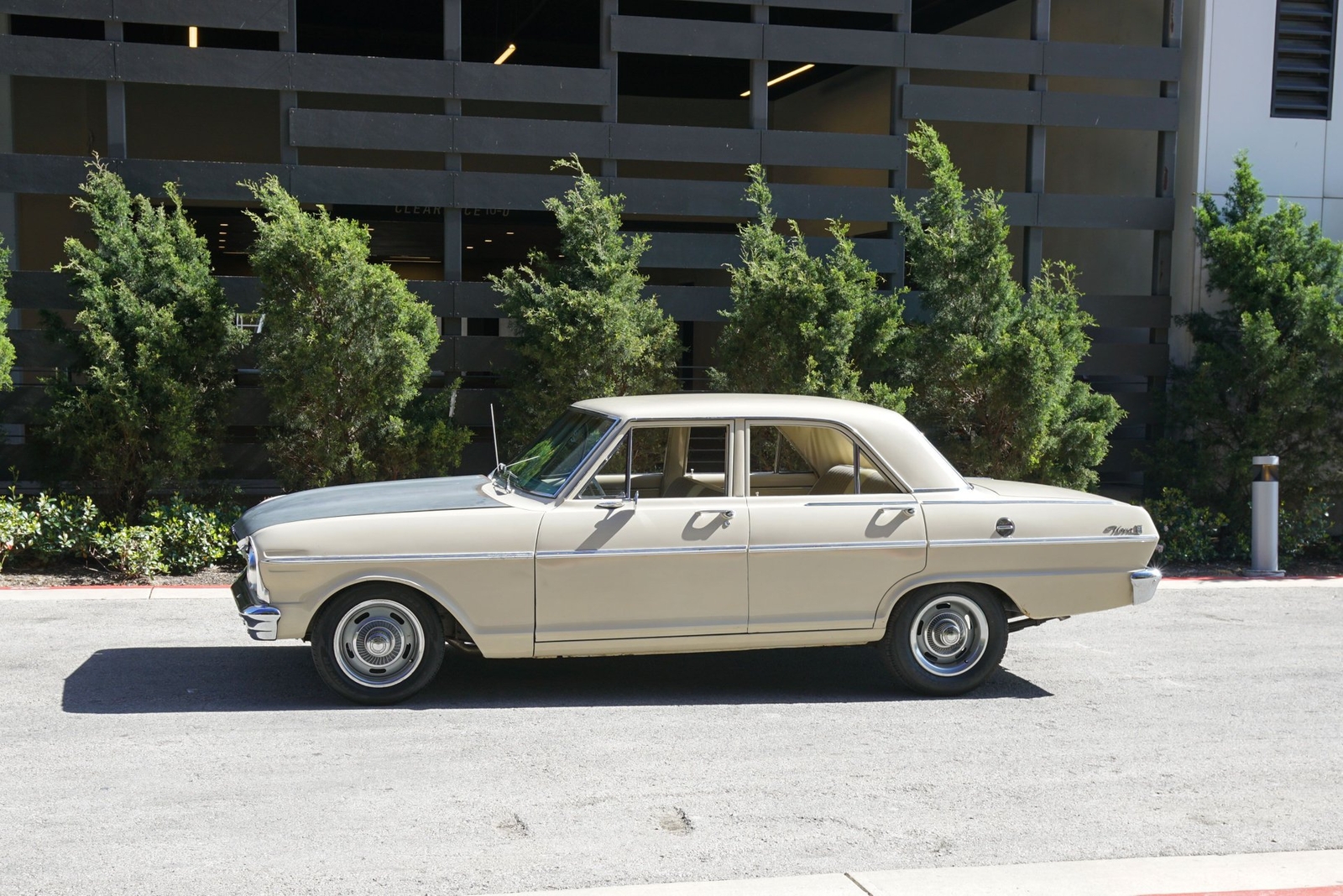 Chevrolet-Nova-1965-Sedan-2