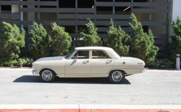 Chevrolet-Nova-1965-Sedan-5