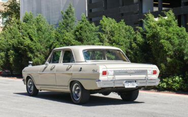 Chevrolet-Nova-1965-Sedan-9