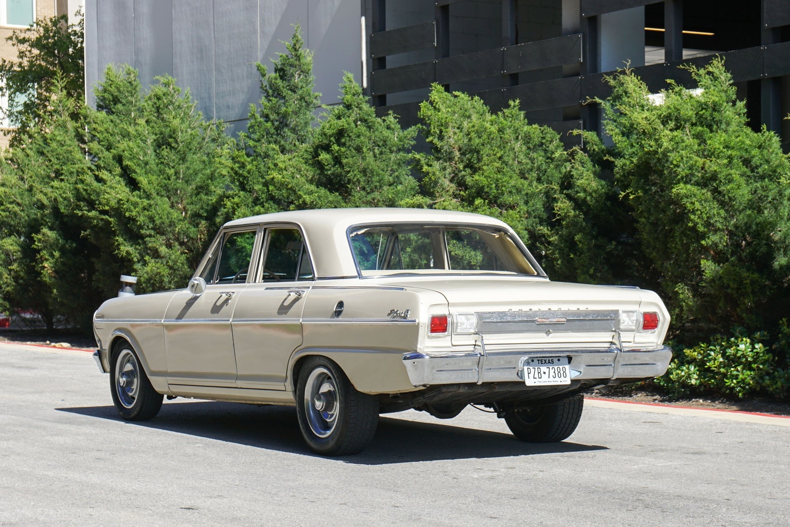 Chevrolet-Nova-1965-Sedan-9