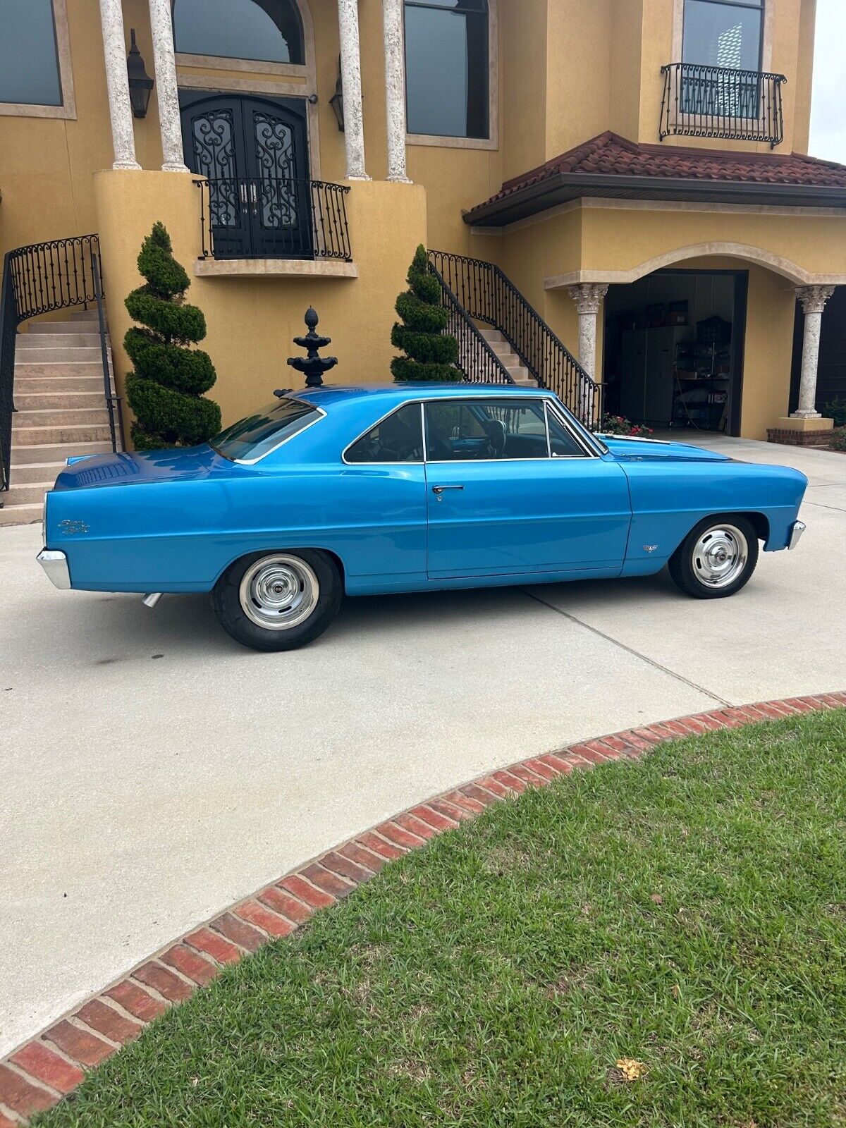 Chevrolet-Nova-1966-Sedan-6