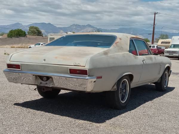 Chevrolet-Nova-1970-4