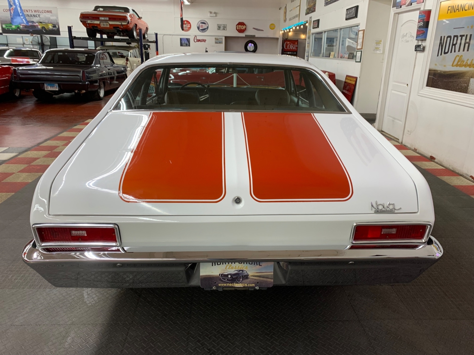 Chevrolet-Nova-1972-2-Door-12