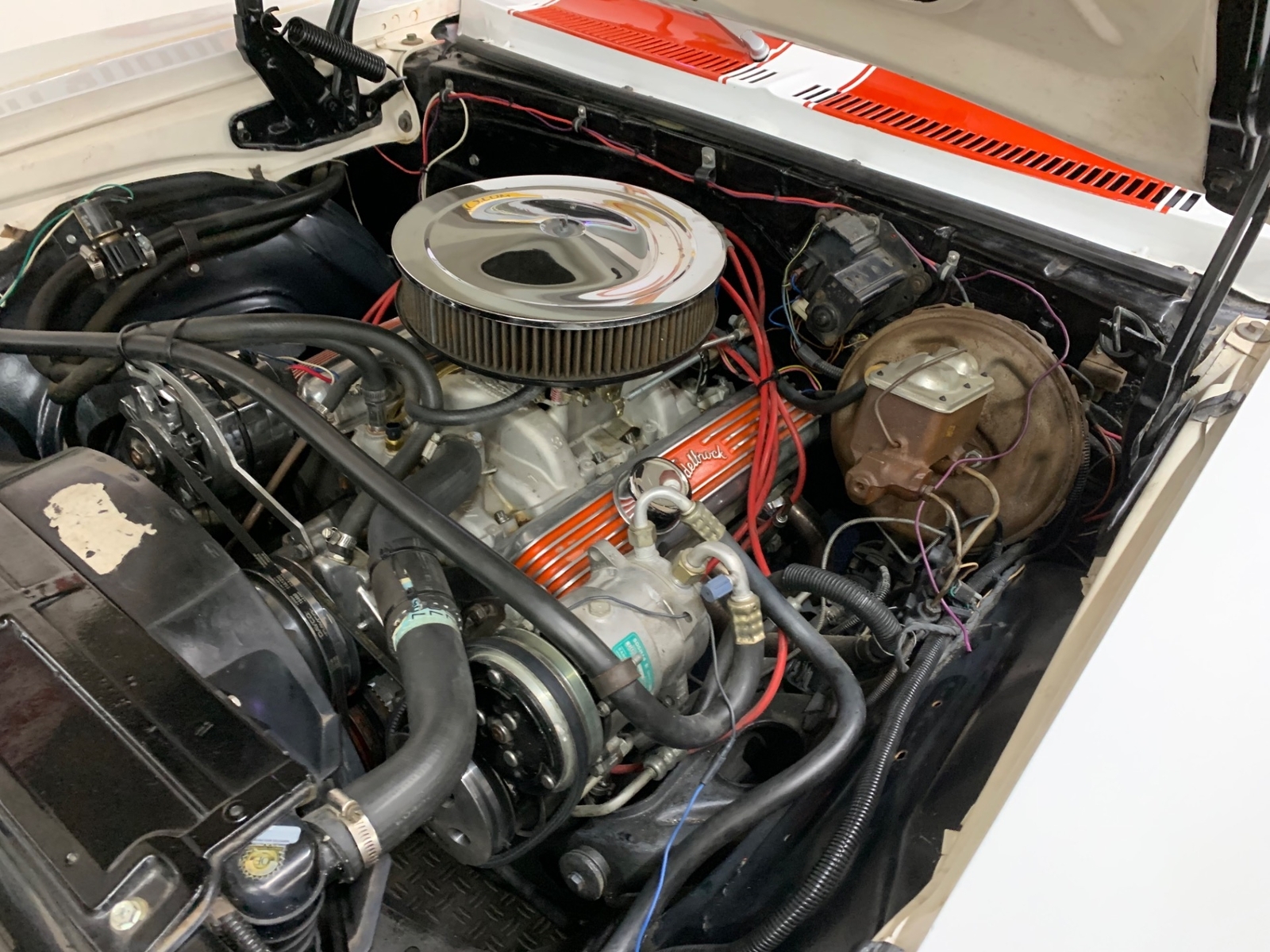 Chevrolet-Nova-1972-2-Door-19