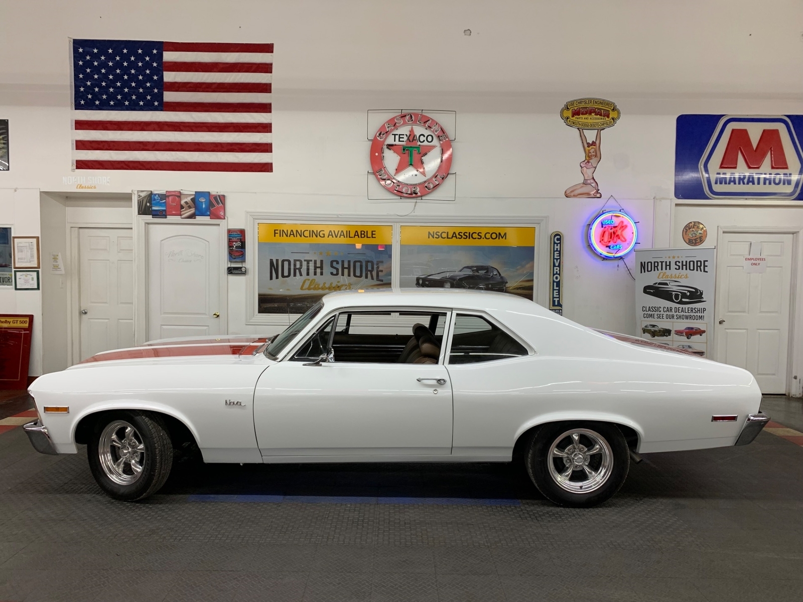 Chevrolet-Nova-1972-2-Door-2