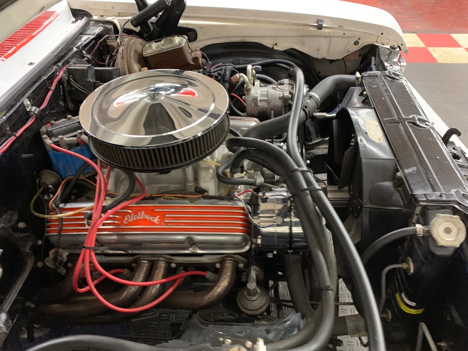 Chevrolet-Nova-1972-2-Door-21