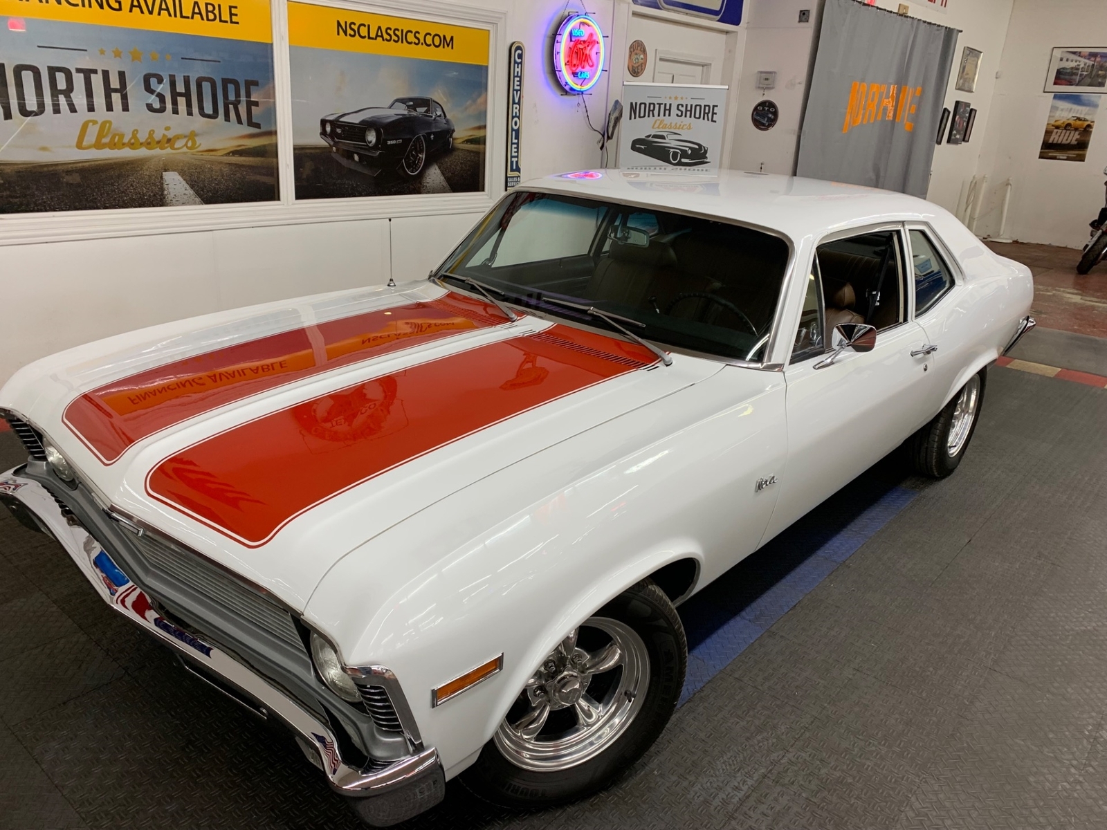 Chevrolet-Nova-1972-2-Door-3