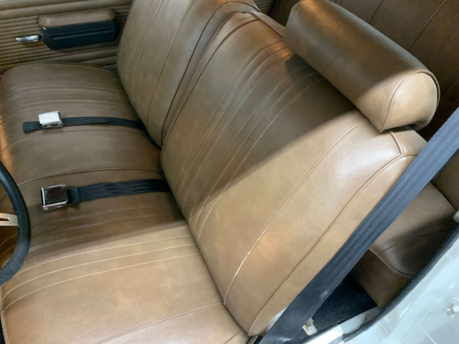 Chevrolet-Nova-1972-2-Door-31