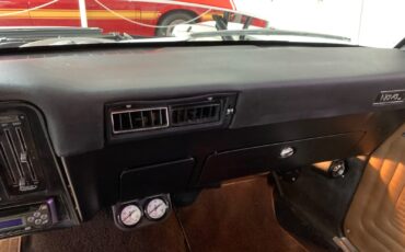 Chevrolet-Nova-1972-2-Door-35