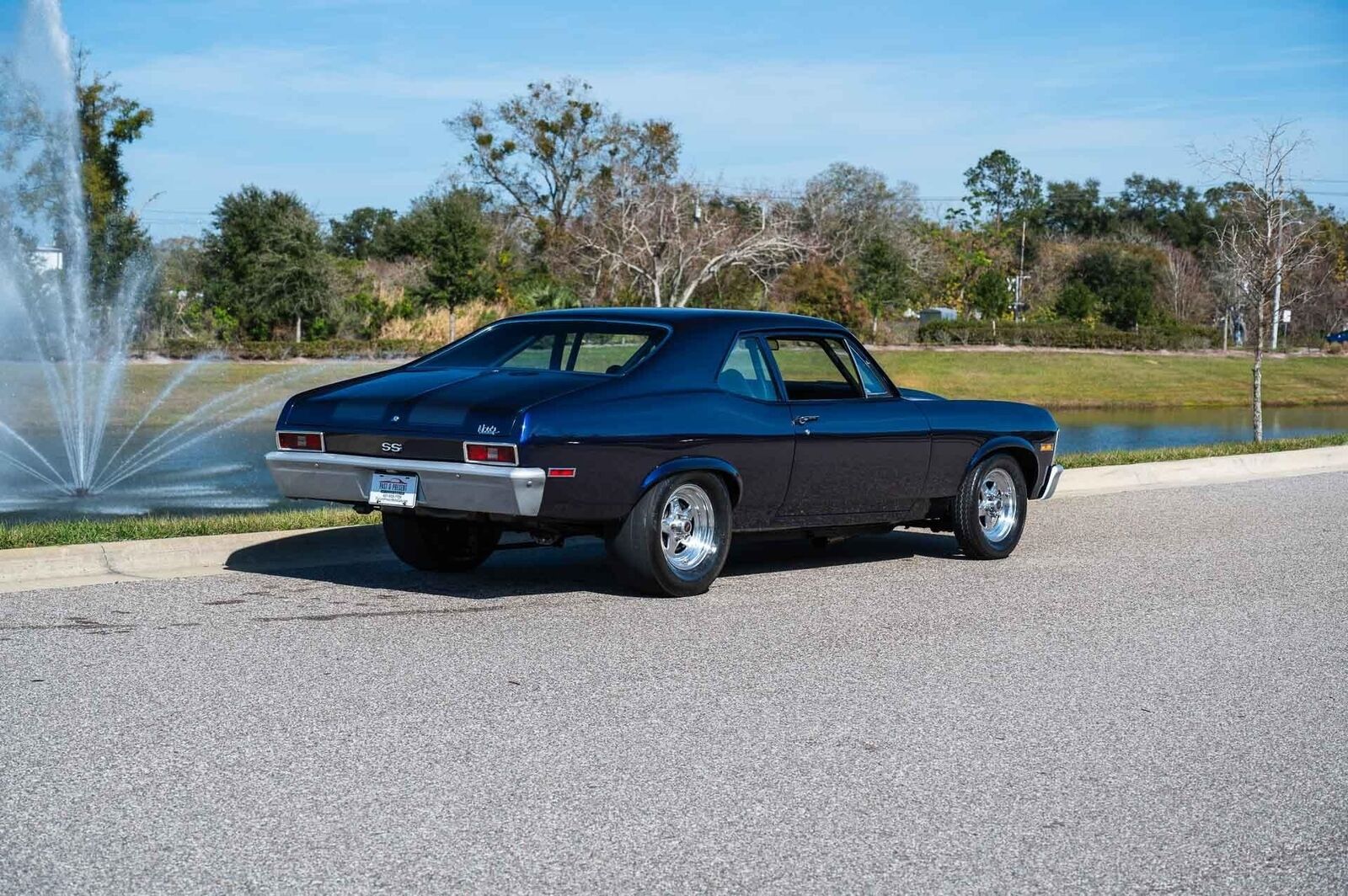 Chevrolet-Nova-1972-2d-2-Door-Hard-TOP-5